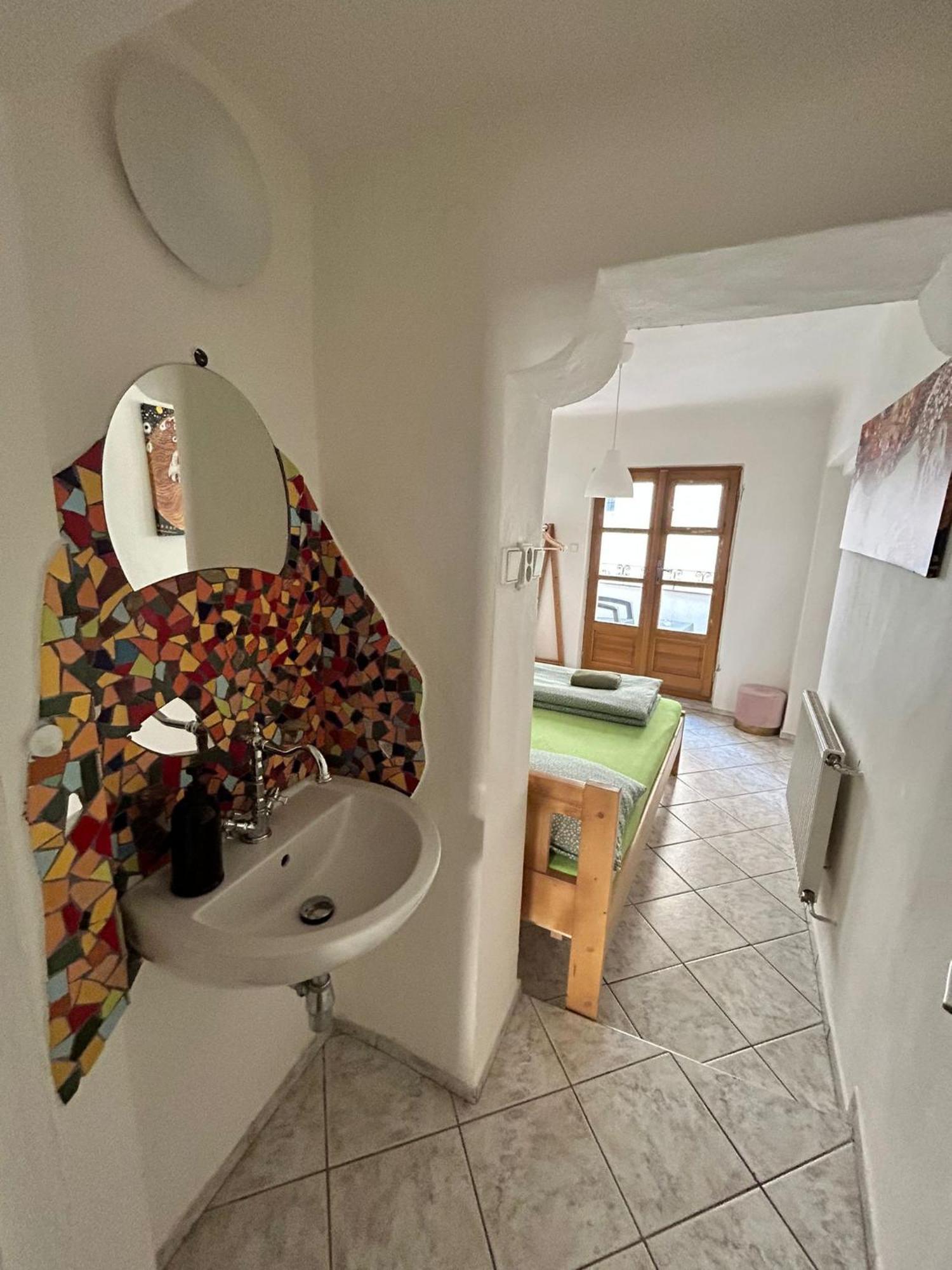 Ferienwohnung Zmrzlinovy Domecek Mikulov Exterior foto